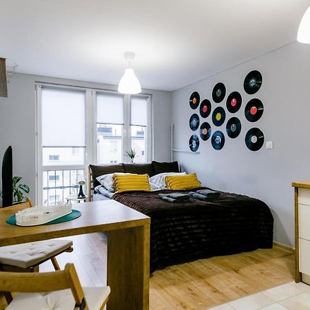 مييلتس Apartament W Sercu Mielca Netflix المظهر الخارجي الصورة